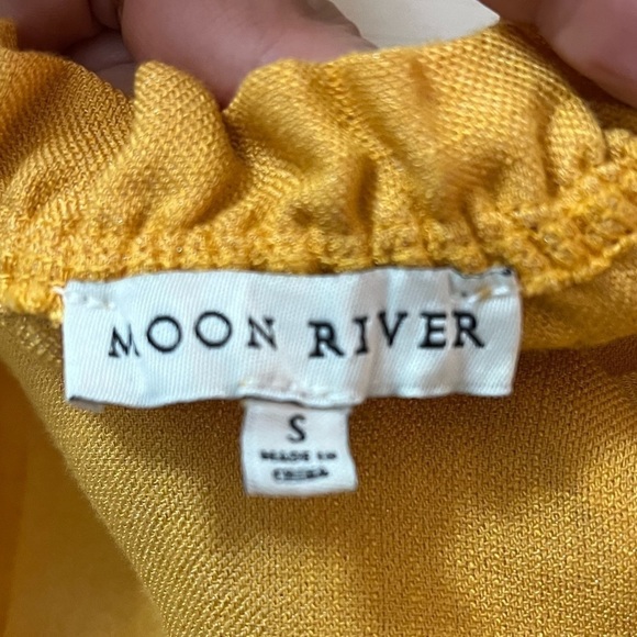 Moon River mustard mini button up tie up wrap style summer dress size small - Picture 5 of 8